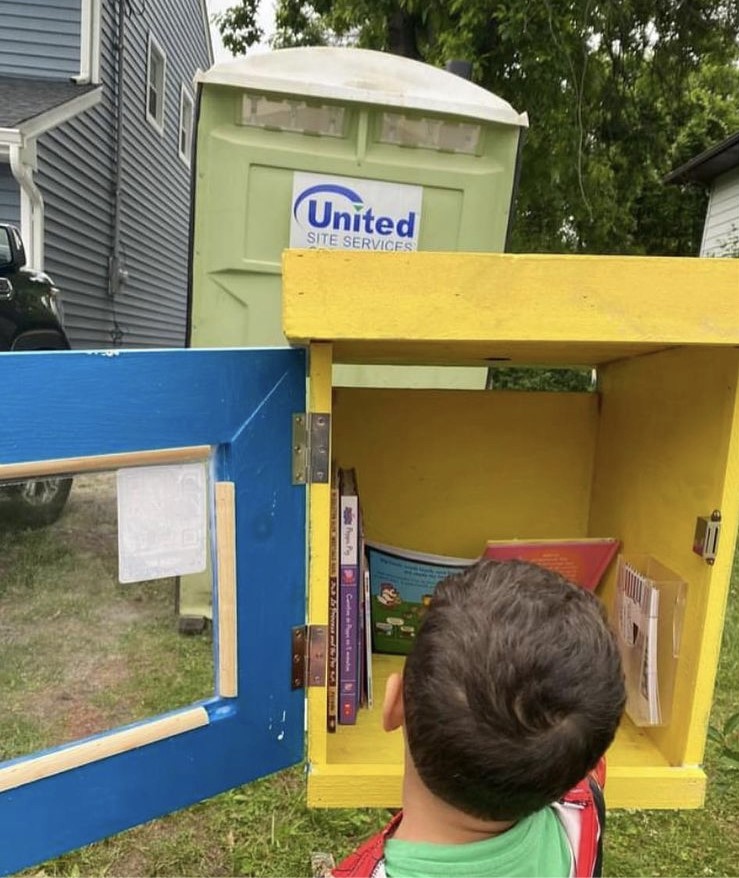 Building East Orange Mini-Libraries Operation